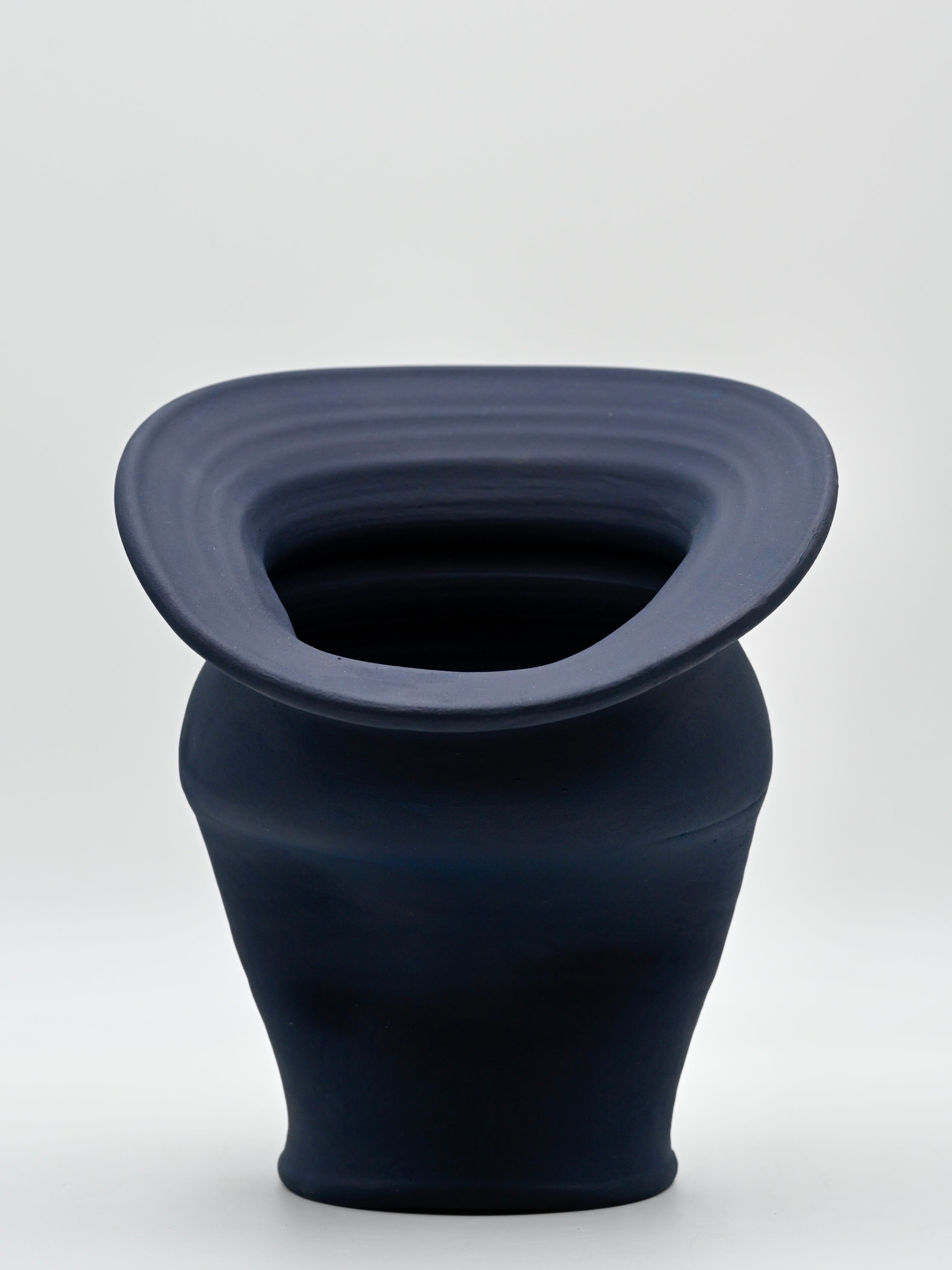 Wheel-thrown ceramic vase | Midnight Shades