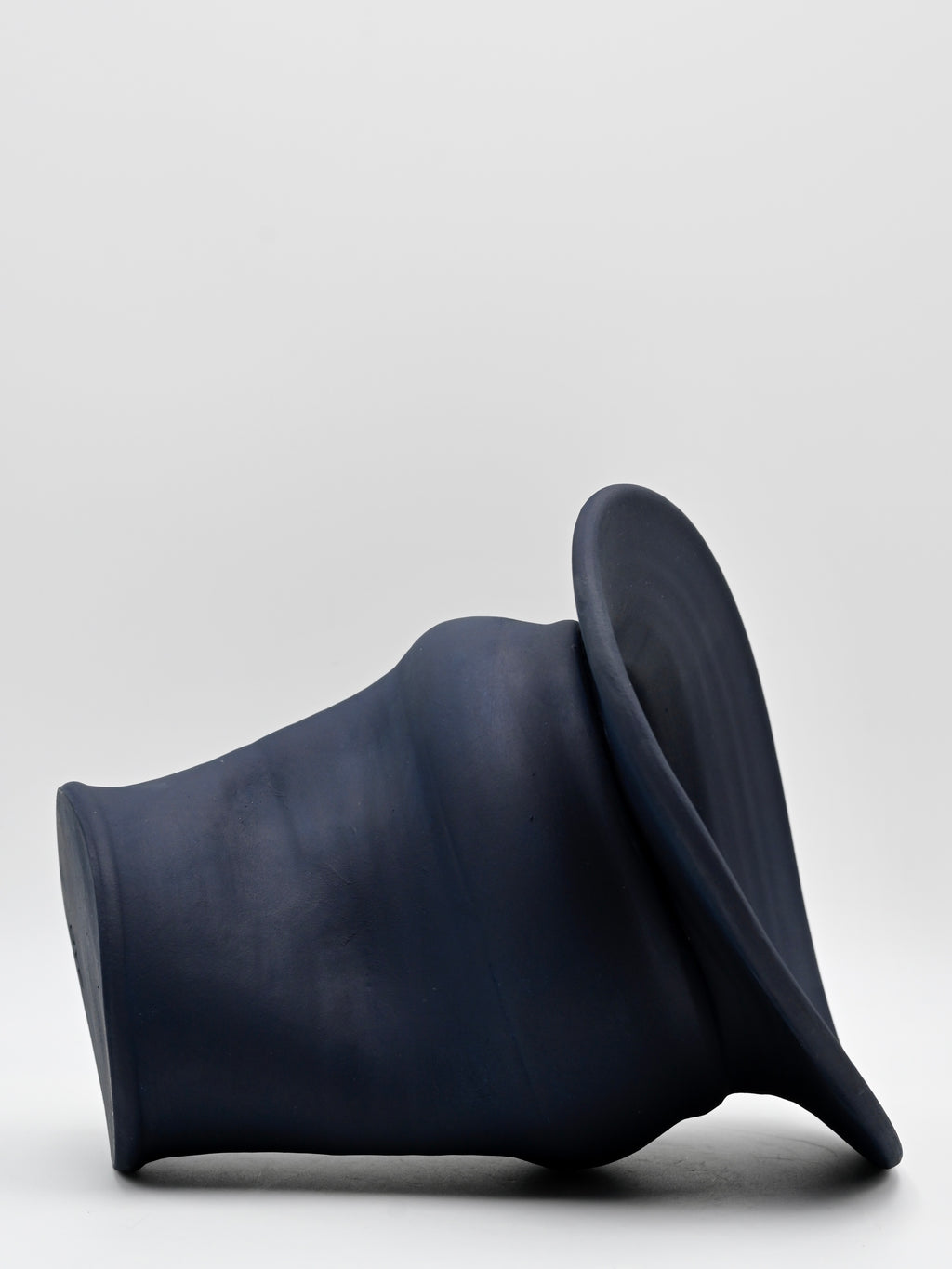 Wheel-thrown ceramic vase | Midnight Shades