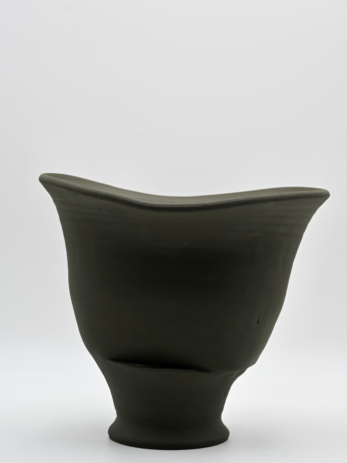 Thrown ceramic vase | Woodland Rings