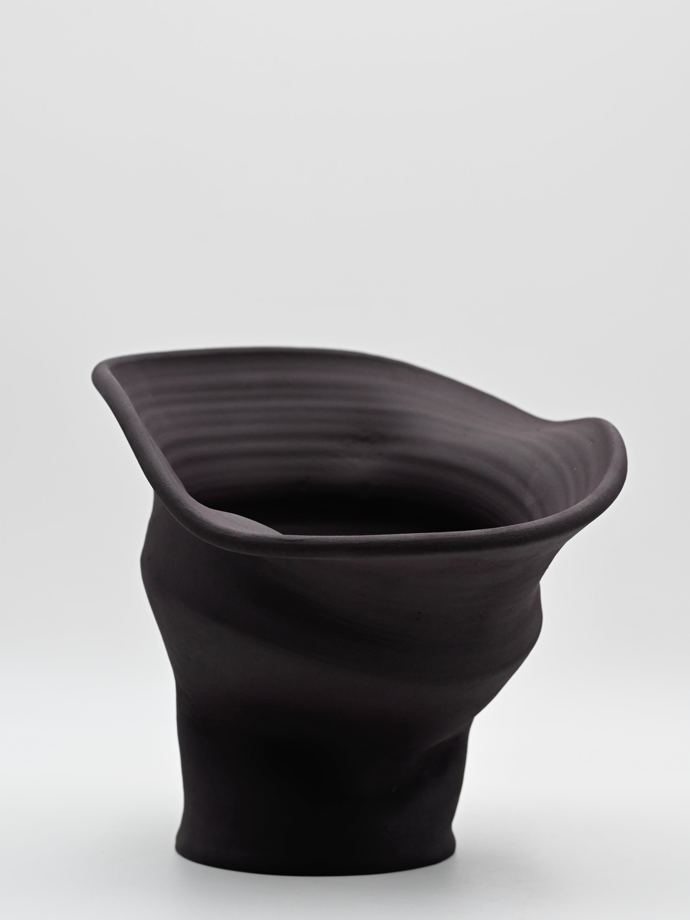 Vaso lavorato al tornio in ceramica | Grafite
