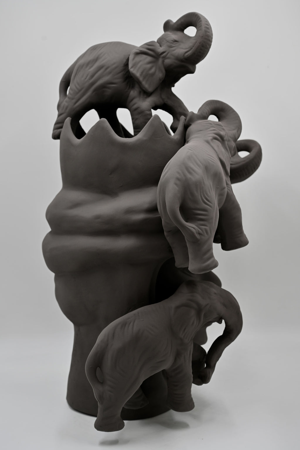 Scultura "YOUNG" in Ceramica