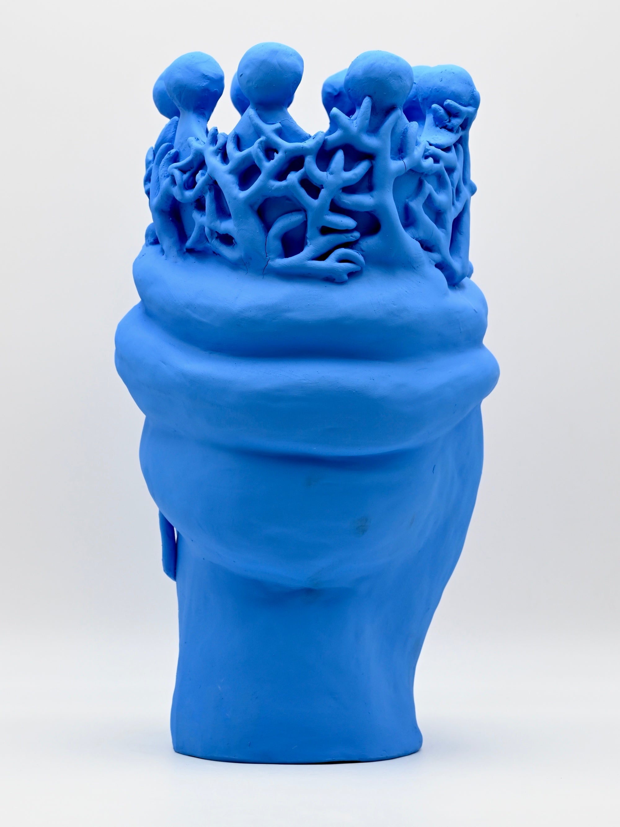 Scultura "GIRL" in Ceramica