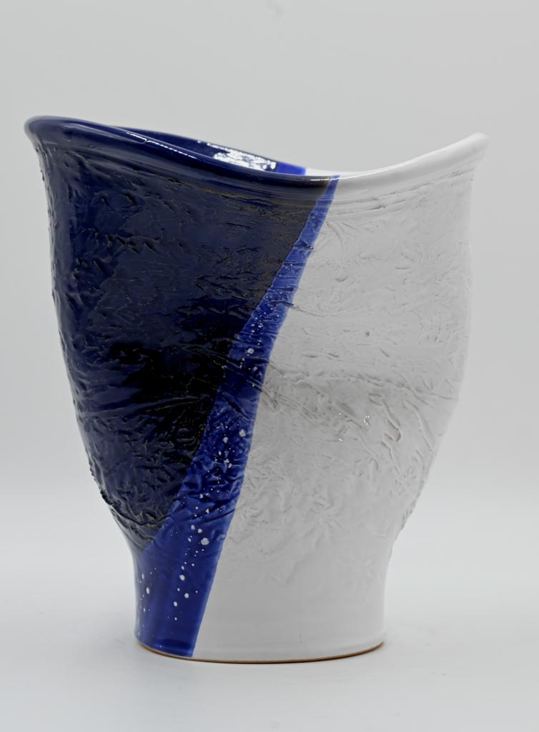 Wheel-thrown ceramic vase | Blubian Fiore